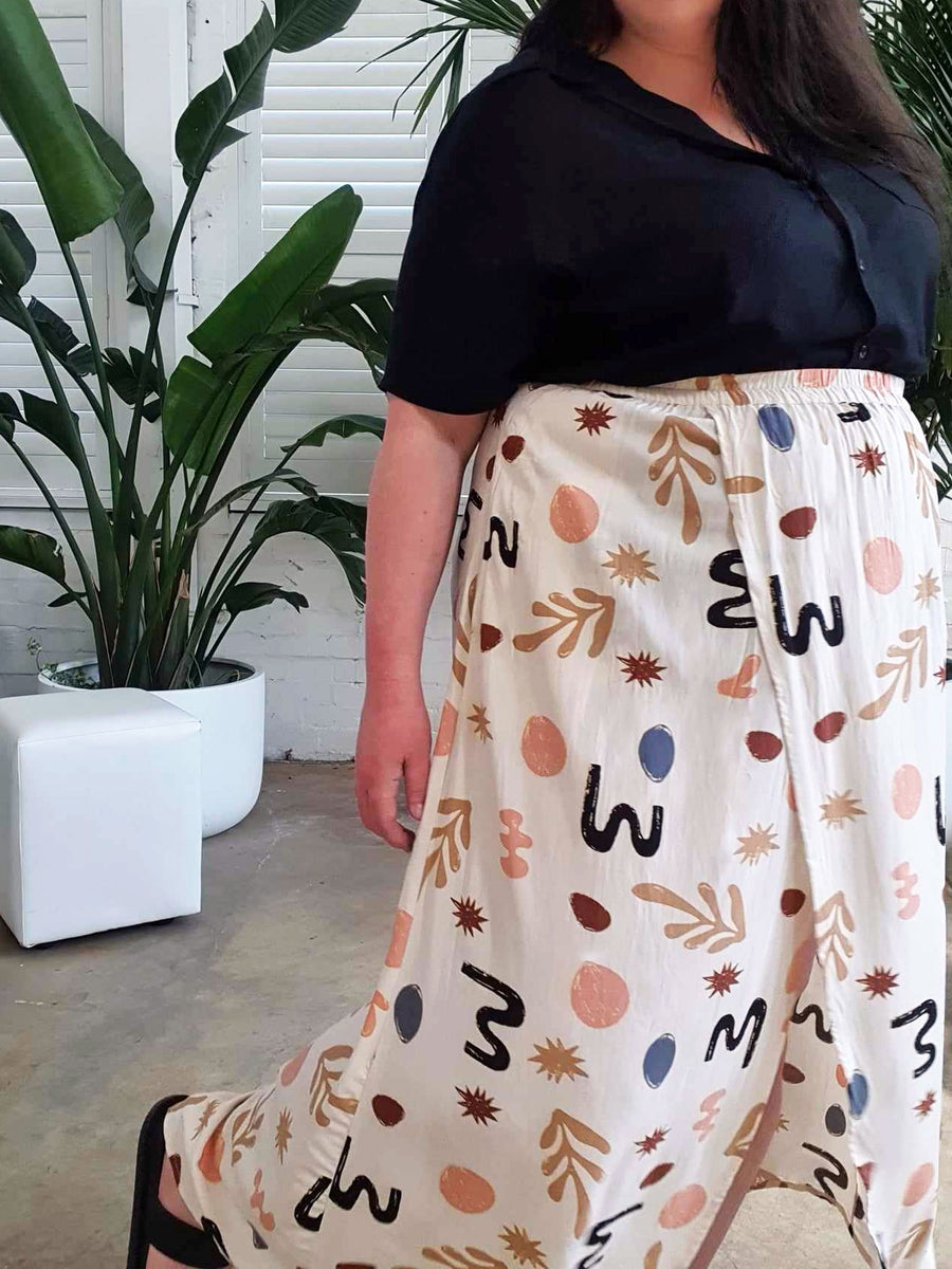 Micro Icon Skirt // Ecru Geo