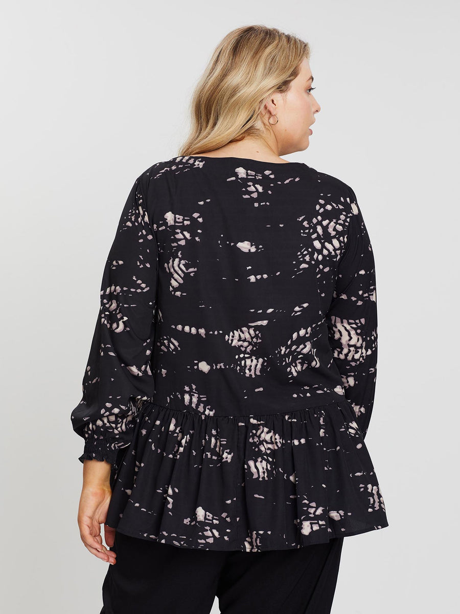 Isla Blouse // Fragment
