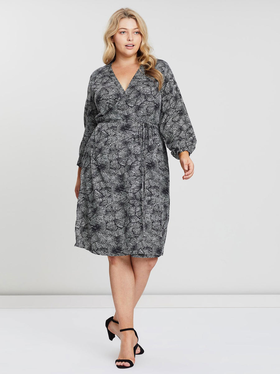 Paige Wrap Dress // Plexus