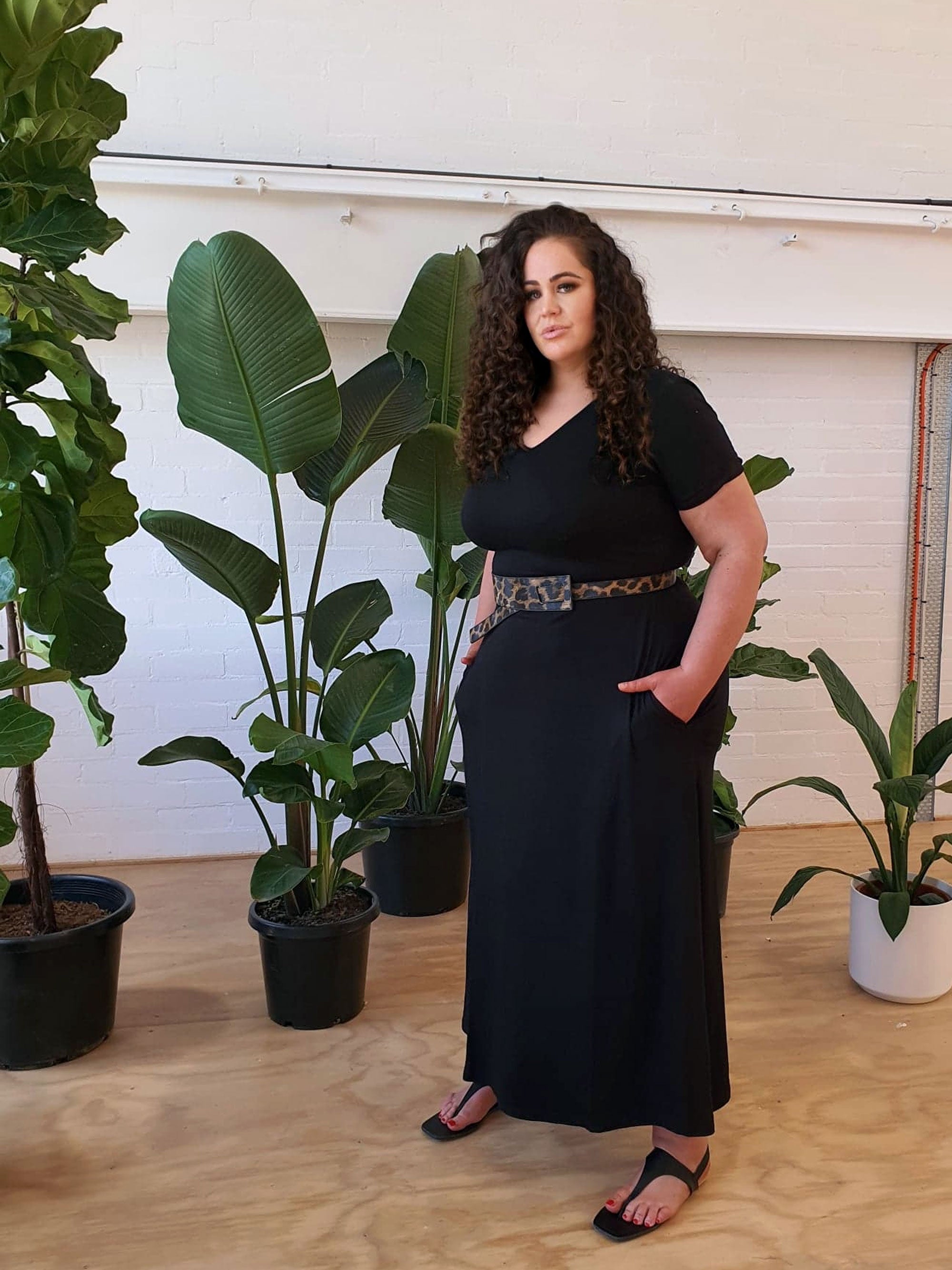 EveryDay T-Shirt Maxi Dress // Black (Selling Out Quickly)
