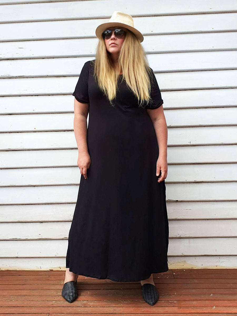 EveryDay T-Shirt Maxi Dress // Black (Selling Out Quickly)