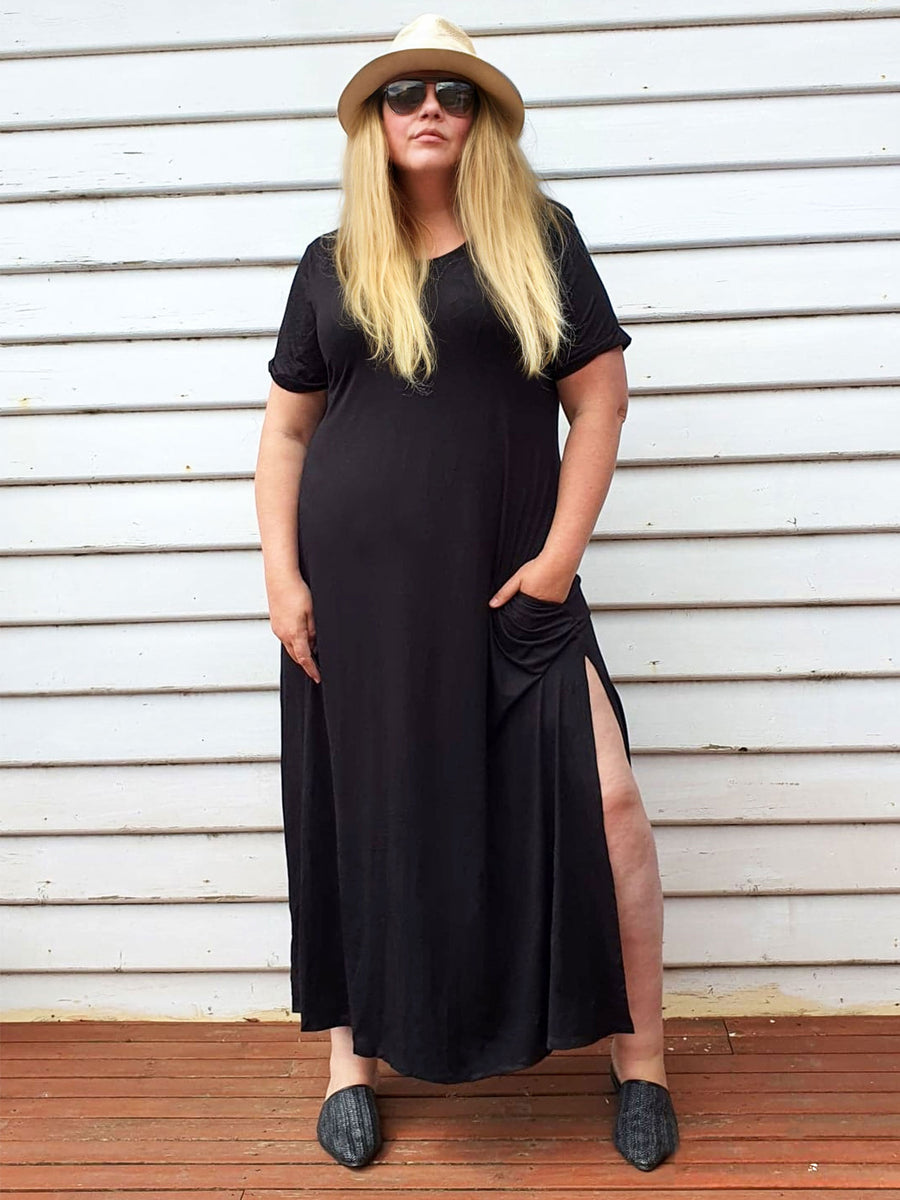 EveryDay T-Shirt Maxi Dress // Black (Selling Out Quickly)