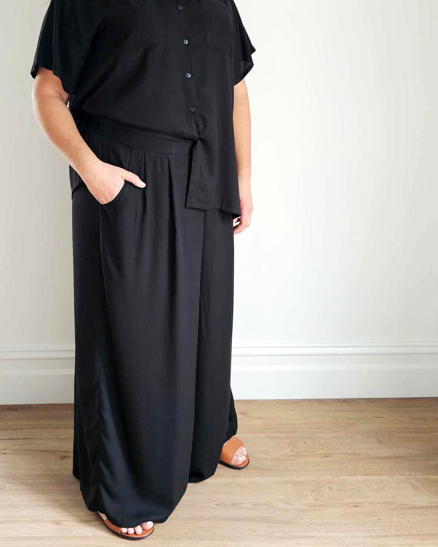 Palazzo Wide Leg Pants // Black - EXTENDED SIZING