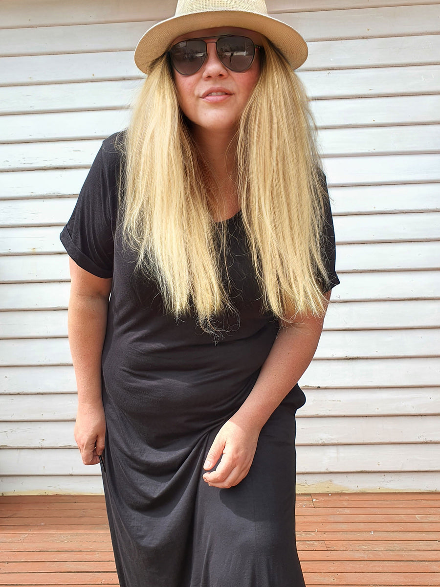 EveryDay T-Shirt Maxi Dress // Black (Selling Out Quickly)